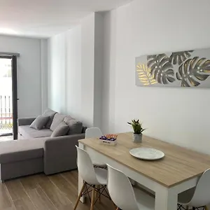 apartamentos-marmoles-centro.hotelsinnerja.org/
