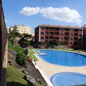 Luminoso Y Elegante, Piscinas Y Pistas De Pádel , Palm-mar Spagna