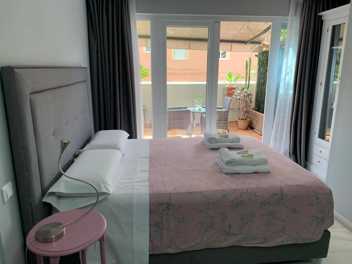 Kentia Rooms مالقة