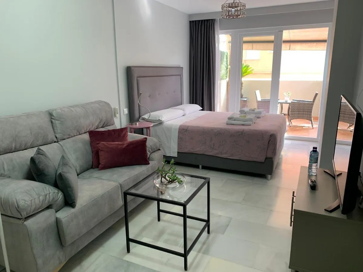 Habitación en casa particular Kentia Rooms Málaga
