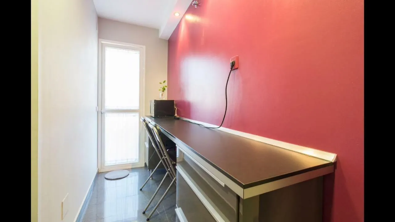 Kentia Rooms Malaga Homestay