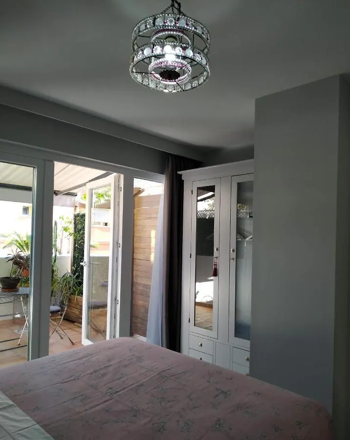 Kentia Rooms مالقة